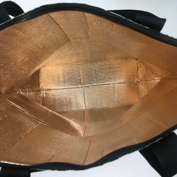 FREE SHIPPING New Victorias Secret cooler bag/tote - Picture 6 of 8